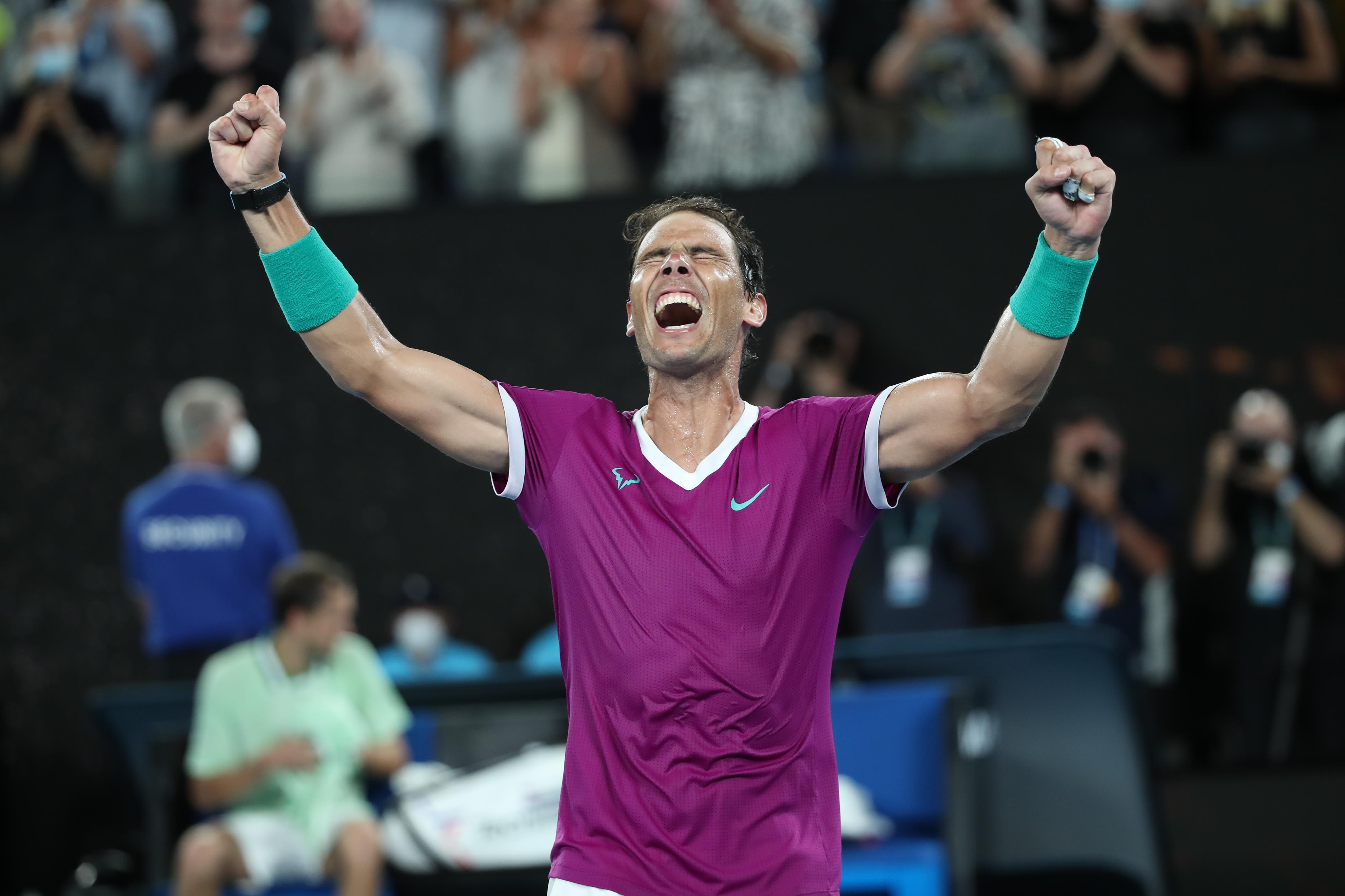 年终总决赛绝杀澳网,纳达尔统治全场 年终总决赛绝杀澳网,纳达尔统治全场