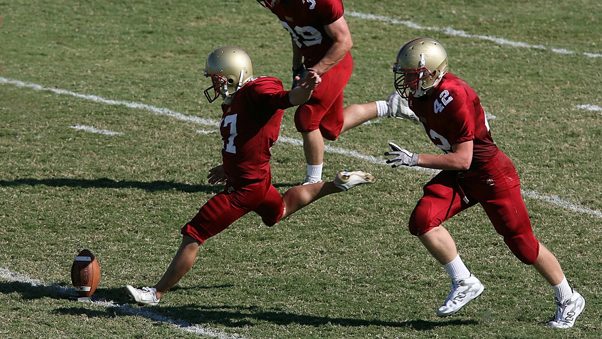 当杜兰特轰出生涯之夜，广东队却在另一个赛场压制独行侠