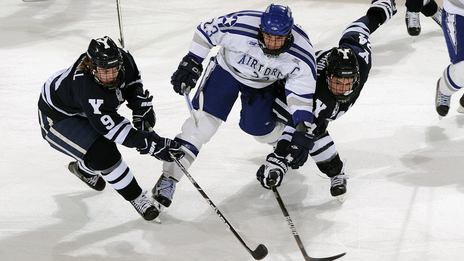 西亚卡姆狂澜独舞,广厦绝境擒勇士续写传奇