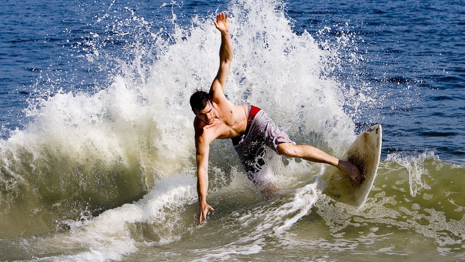 绿白风暴席卷欧洲之巅，贝蒂斯欧冠决赛颠覆史诗