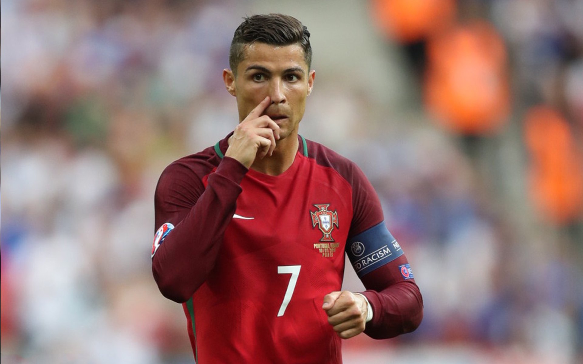 孤胆英雄与团队荣光，德约科维奇法网翻盘后的戴维斯杯扛旗之路