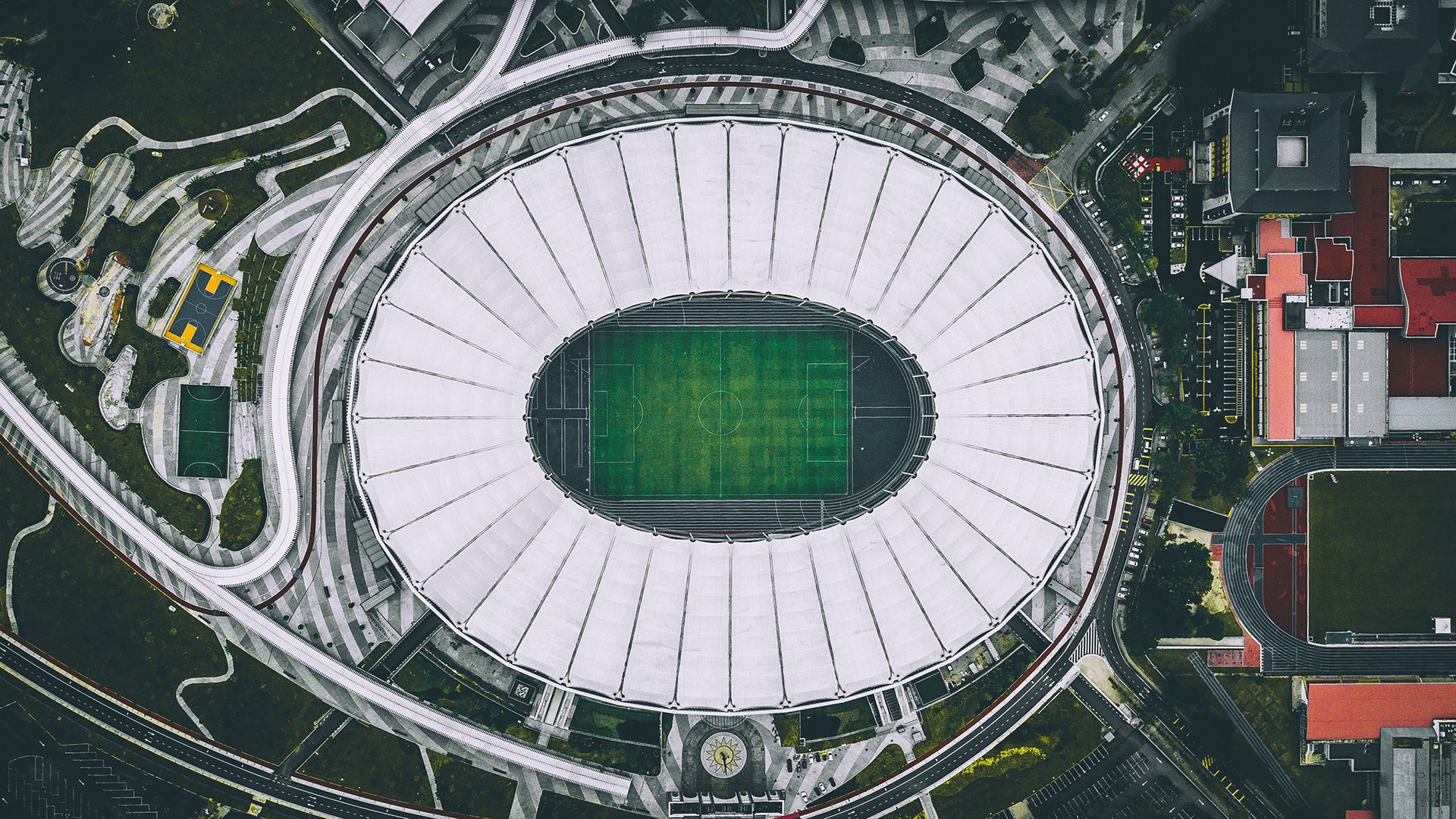 中亚之鹰展翅高飞，2026世界杯D组，乌兹别克斯坦完胜挪威，巴雷拉一球成名闪耀全场